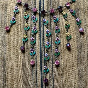 Enamel and crystal choker.